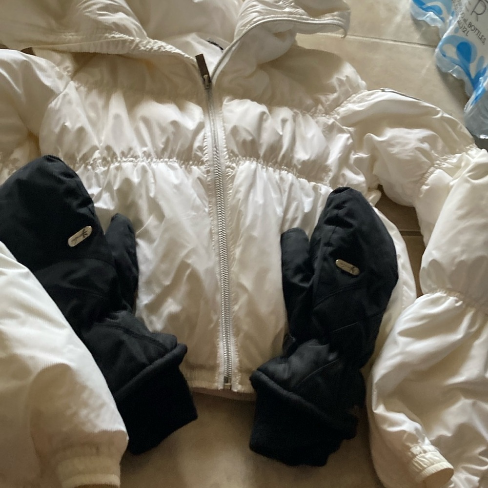 Black Insulated Mittens